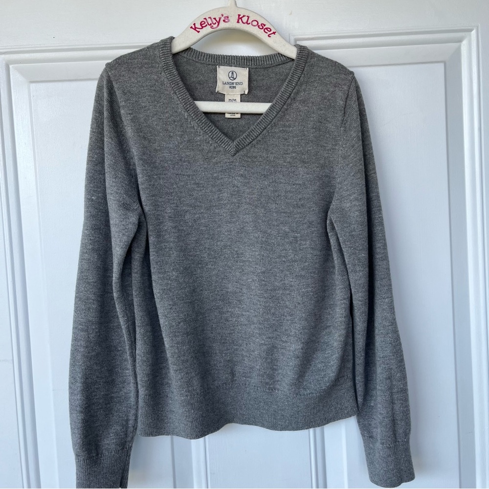•Lands’ End Kids• Fine Gauge Knit V-Neck Sweater - Size Medium (5-6)